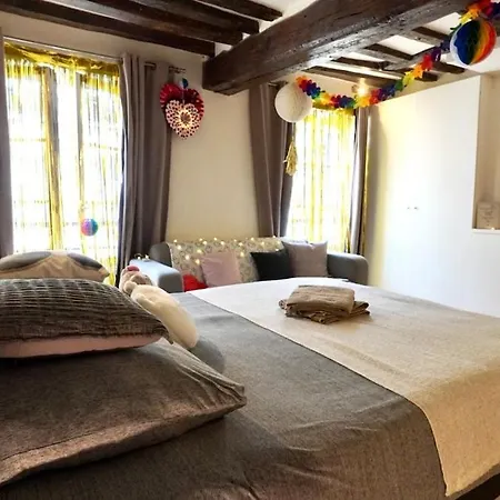 01 Grand At Rambuteau *