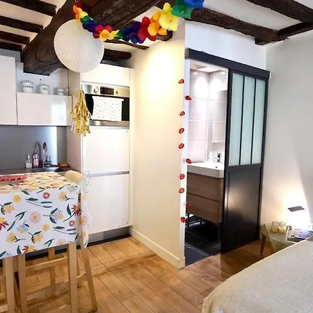 01 Grand At Rambuteau *